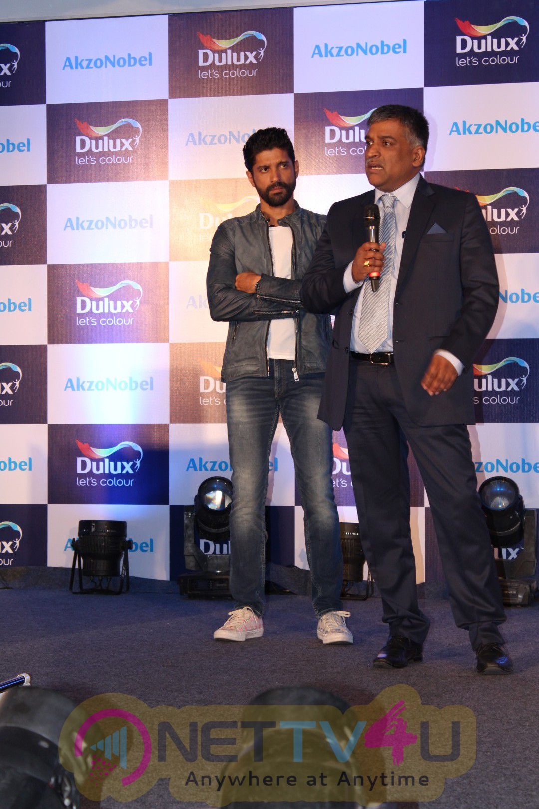 Shraddha Kapoor And Farhan Akhtar At Dulux Launch New Colors Of 2017