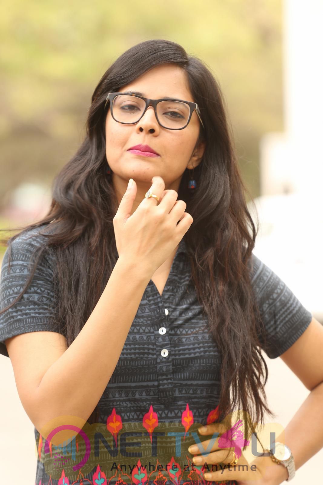 Anchor Anasuya Bharadwaj Latest Hot Photo Shoot Images