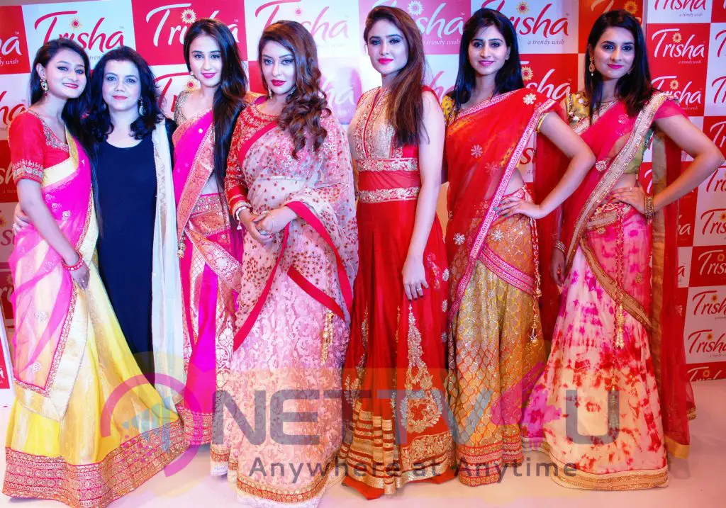  A Grand Fashion Show Showcasing Scintillating Collection Of Designer Latest Exclusive Photos Telugu Gallery
