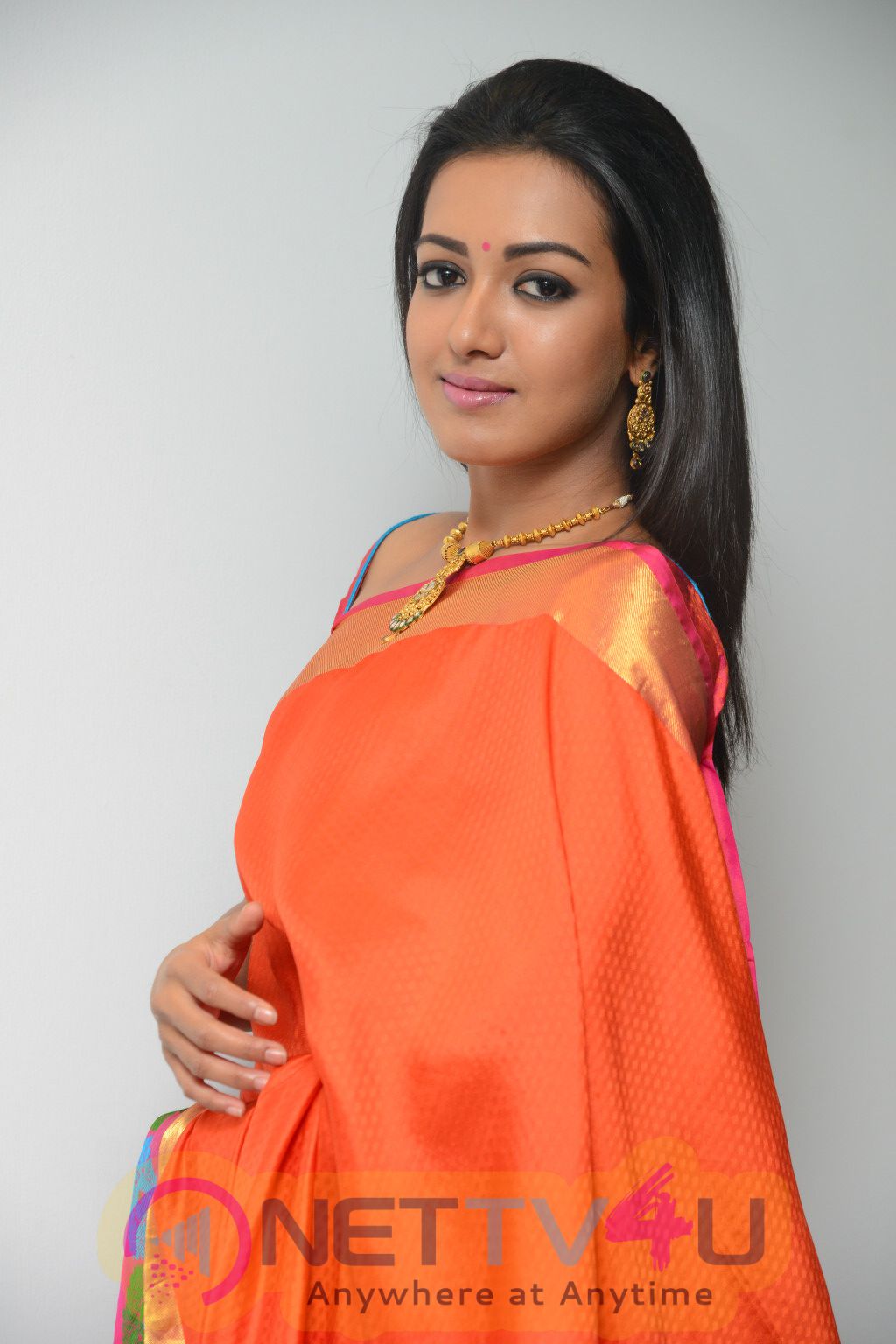  Catherine Tresa New Look Telugu Gallery