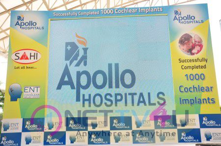  IPL Sunrisers Team Felicitates Apollo Doctors Photos Telugu Gallery