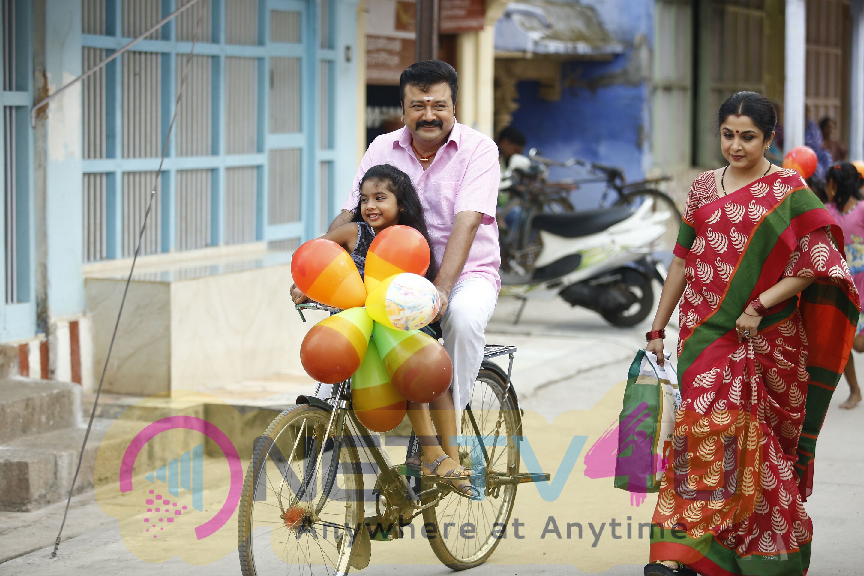  Malayalam Movie Aadu Puliyattam Latest Stills Malayalam Gallery