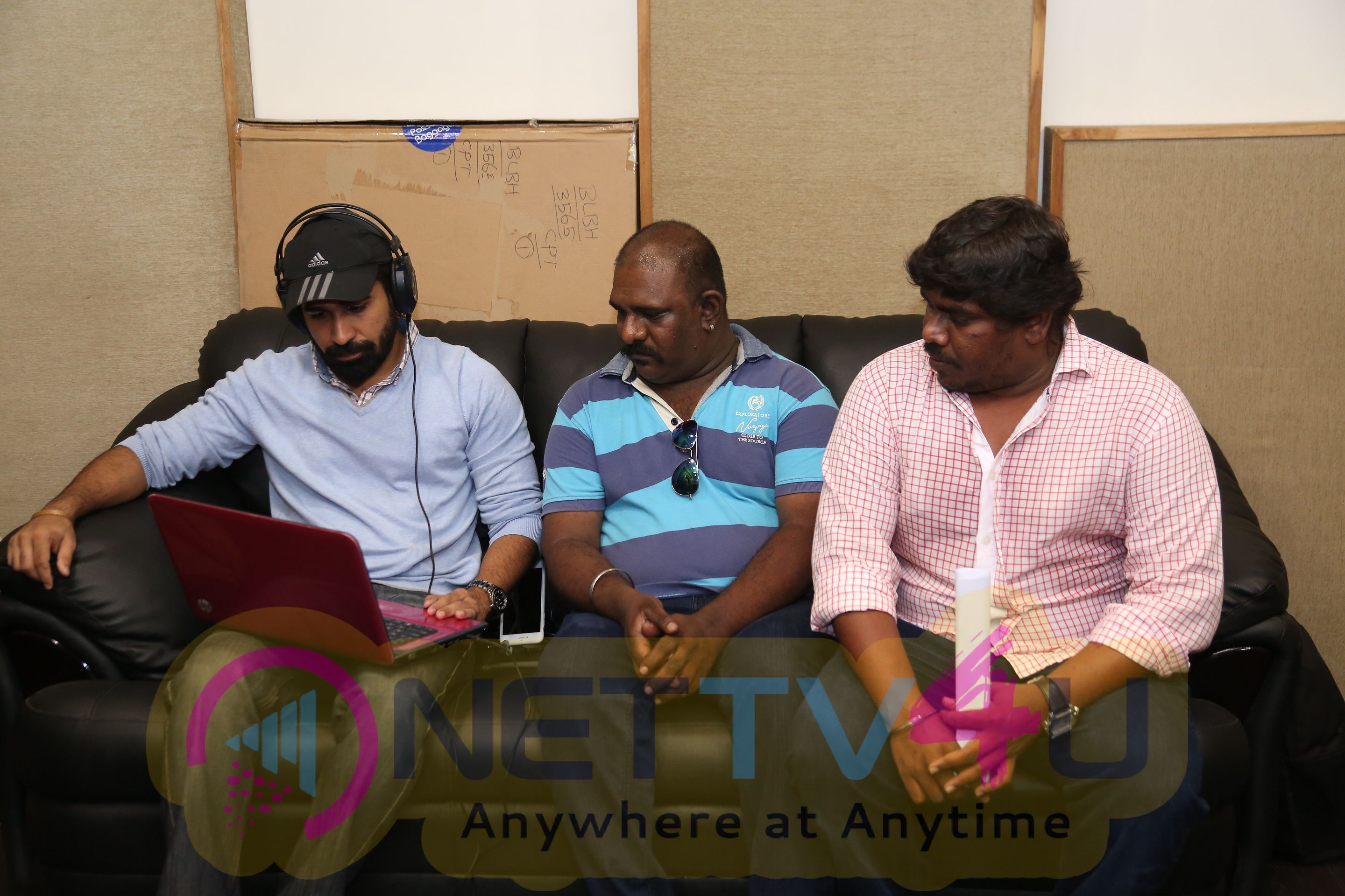  Pennaga Naan Audio Launch Latest Stills  Tamil Gallery