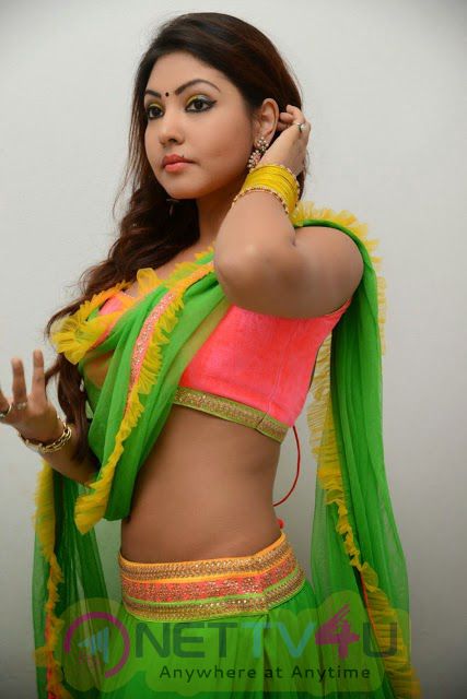  Telugu Actress Komal Jha Photo Shoot Latest Pictures Telugu Gallery