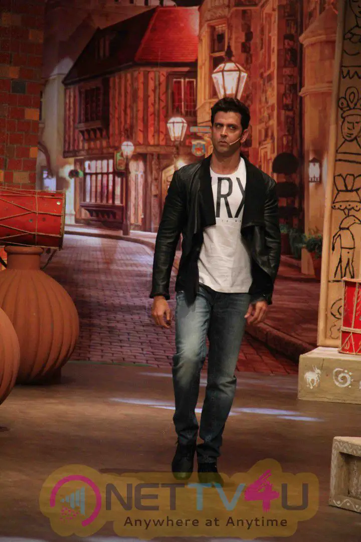  Bollywood Actor Hrithik Roshan During The Promotion Of Film Mohenjo Daro On The Sets Of The Kapil Sharma Show Pics Hindi Galler