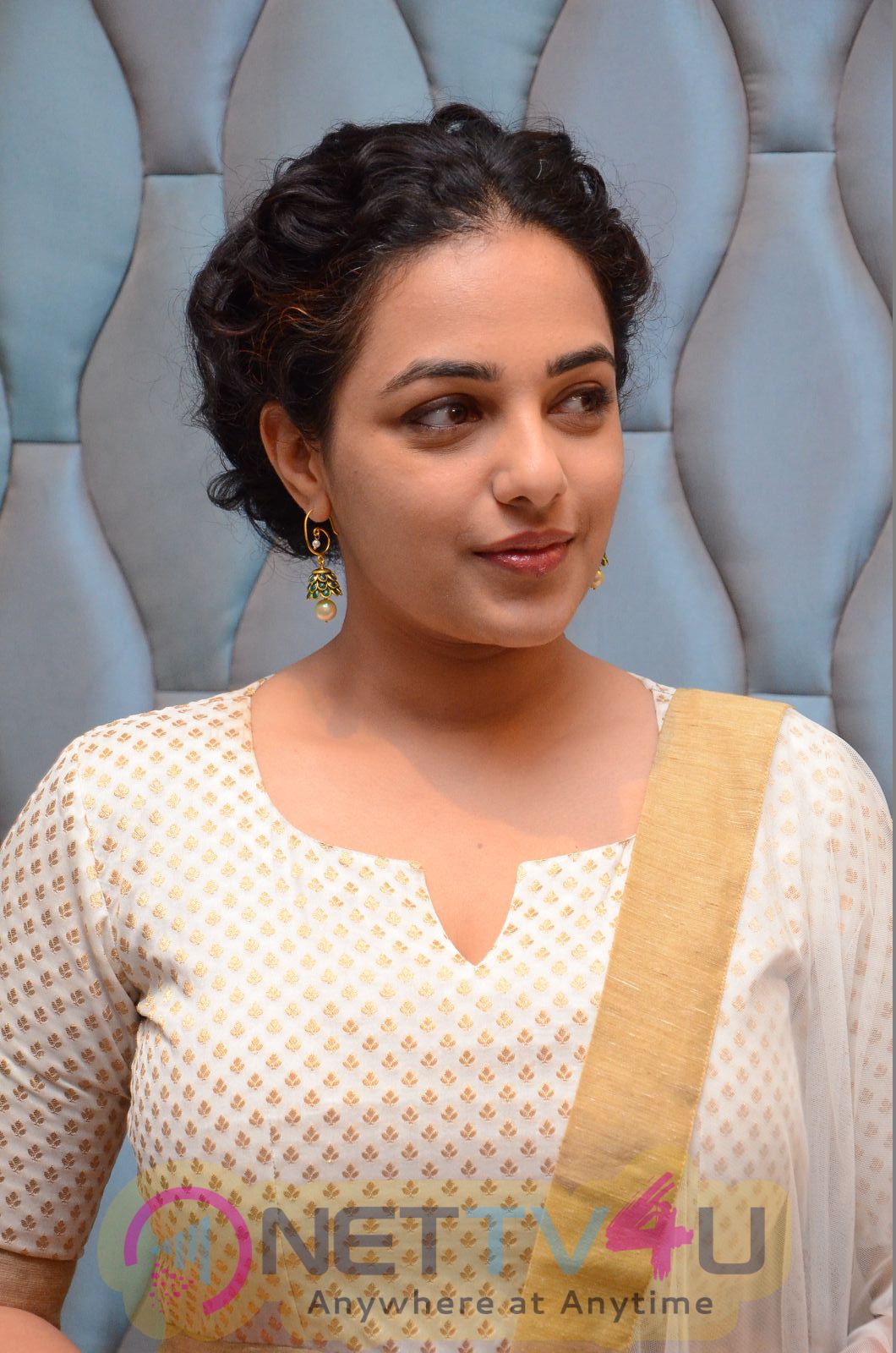 Nithya Menen Stylish Images At 100 Days Of Love Press Meet | 332083 ...