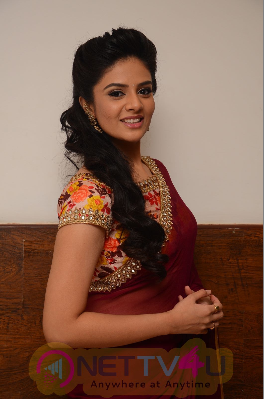  Srimukhi Good Looking Photos At Pelli Choopulu Telugu Movie Audio Launch Telugu Gallery