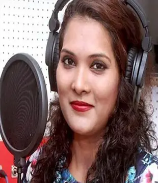 Marathi Singer Geeta Mali