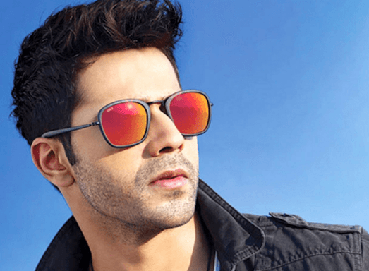 Varun Dhawan Turns Up With Girlfriend For Shahid's Birthday