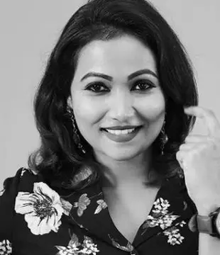 Malayalam Anchor Jeenu Nazeer
