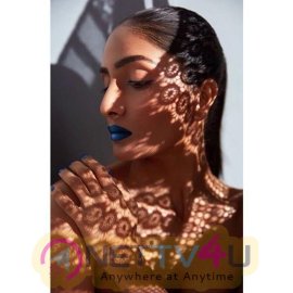 Model Aishwarya Sushmita Sexy Pics Hindi Gallery