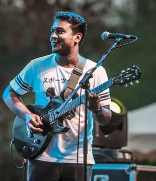 Malayalam Guitarist Vijesh RV