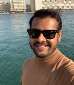 Yash Biyani Hindi Assistant Director