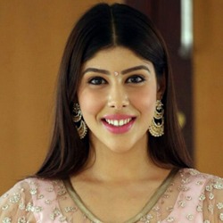 Aditi Singh Telugu Model