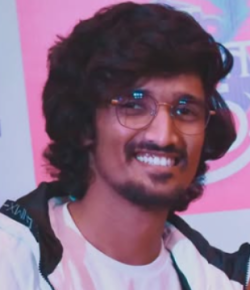 Vivek Wadhekar Hindi Cinematographer