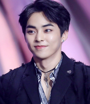 Singer Xiumin Biography, News, Photos, Videos | NETTV4U