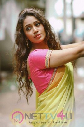 Actress Nivetha Pethuraj Cute Photos Tamil Gallery