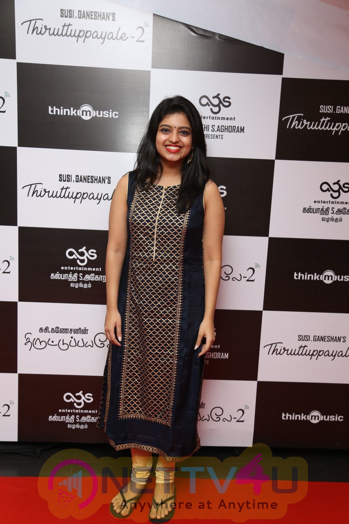 Celebrities At Thiruttuppayale 2 Redcarpet Premiere Show Pics Tamil Gallery