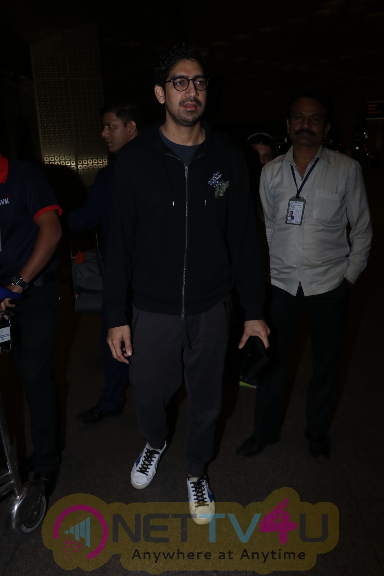 Alia Bhatt And Ayan Mukerji  Spotted At Airport Stills Hindi Gallery