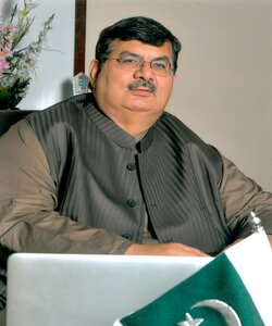 Urdu Businessman Aqeel Karim Dhedhi