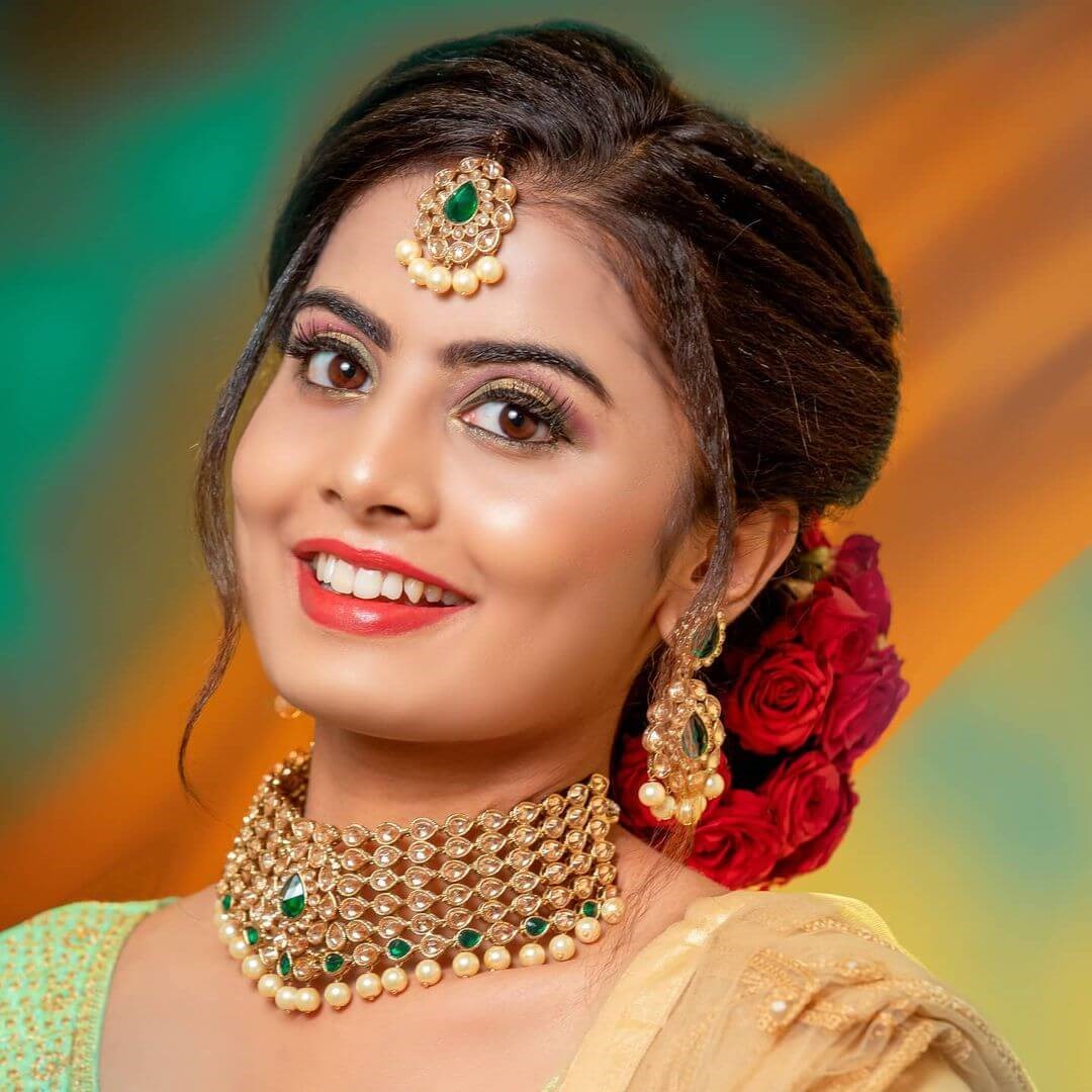 Madhu gowda instagram