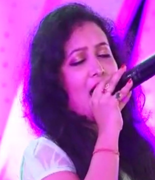 Bengali Singer Priyanjali Das