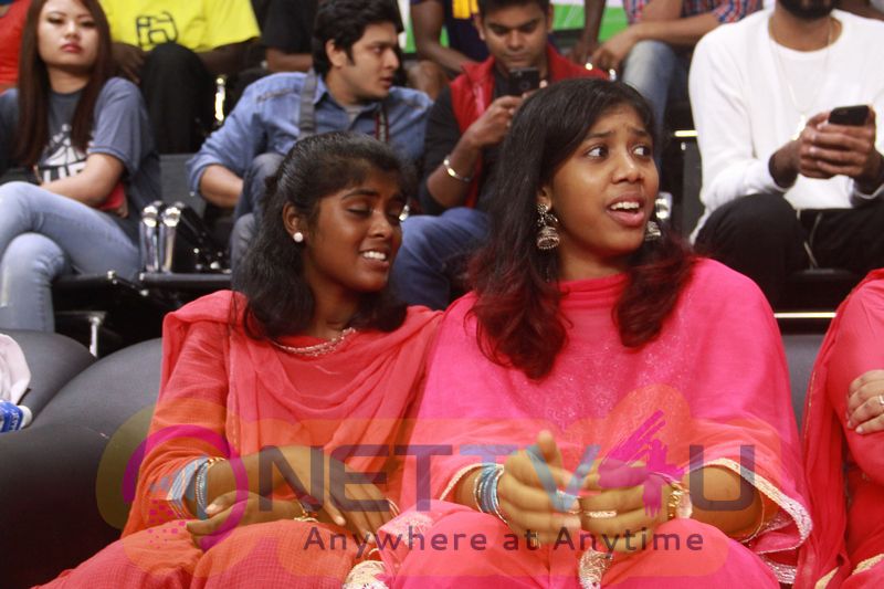 Actor Surya Felicitates Uba Pro Basketball Players In Sathyabama