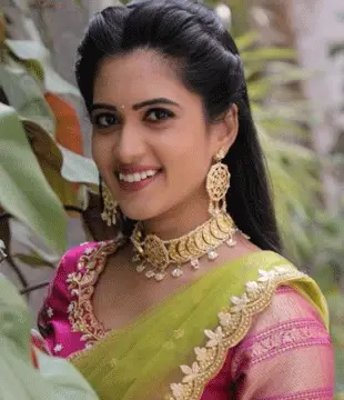 Telugu Movie Actress Sravanthi