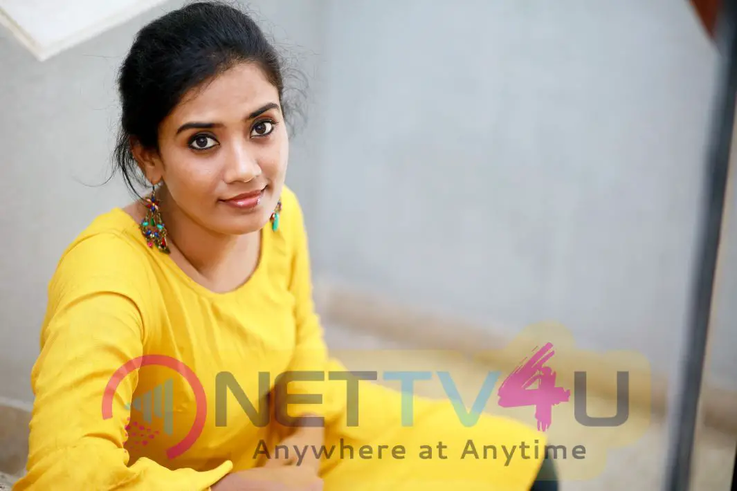 Actress Tanvi Lovely Images  Tamil Gallery