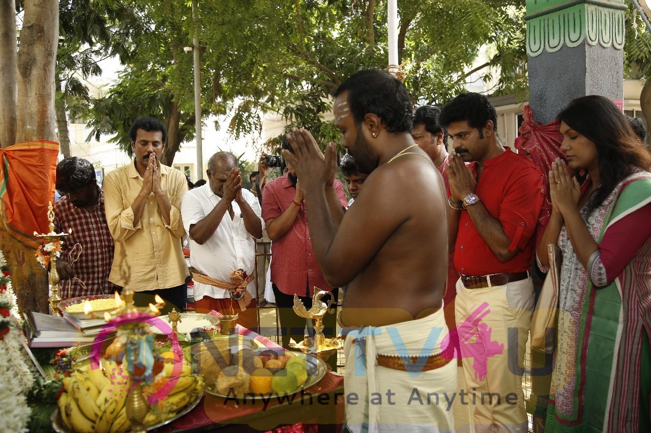 Sayali Movie Pooja Pics Tamil Gallery