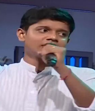 Malayalam Singer Aromal
