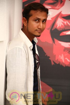 Singer Jagadeesh Kumar Exclusive Interview Images Tamil Gallery