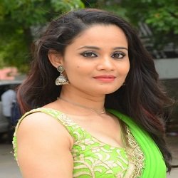 Usha Kurapati Telugu Movie Actress