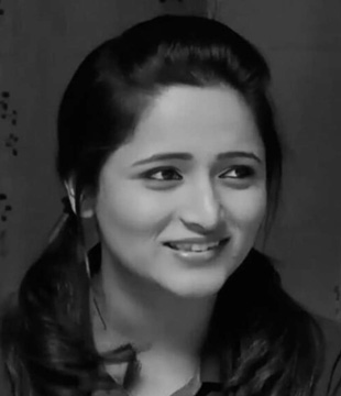 Marathi Tv Actress Nupur Chitale