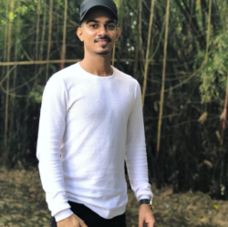 Bhavesh Mharte Hindi Makeup Artist