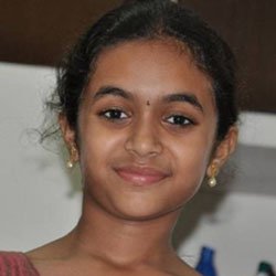 Telugu Child Artist Actress Kavya
