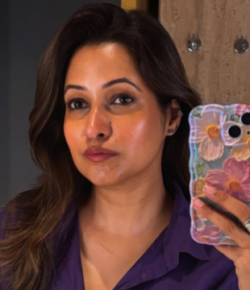 Mansii K Sangwan Hindi Makeup Artist