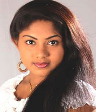 Malayalam Tv Actress Navya Narayan