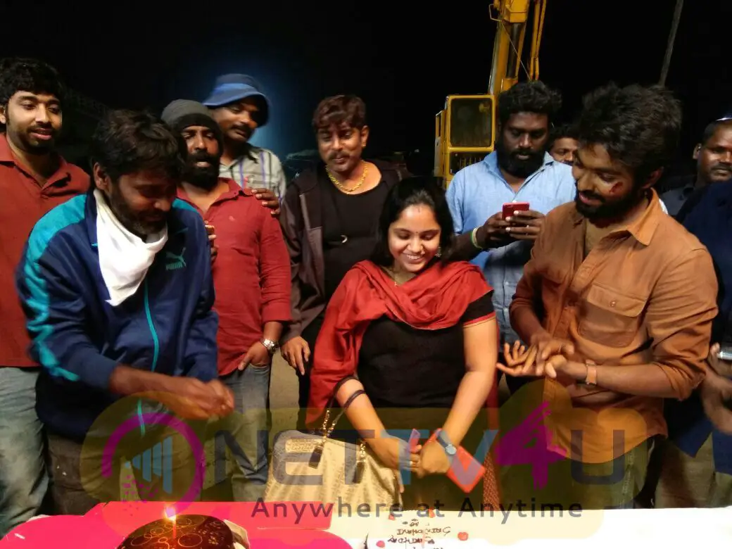 GV Prakash Wife Saindhavi Birthday Celebration Images Tamil Gallery
