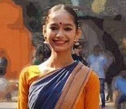 Hindi Dancer Apeksha Sukheja
