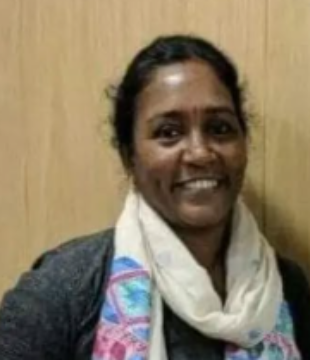 Hindi Hairstylist Vandana Bane