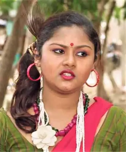 Tamil Actress Luthiya