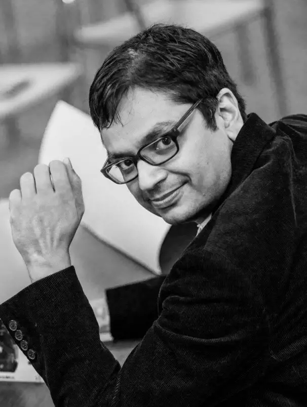 English Director Pawan Mishra