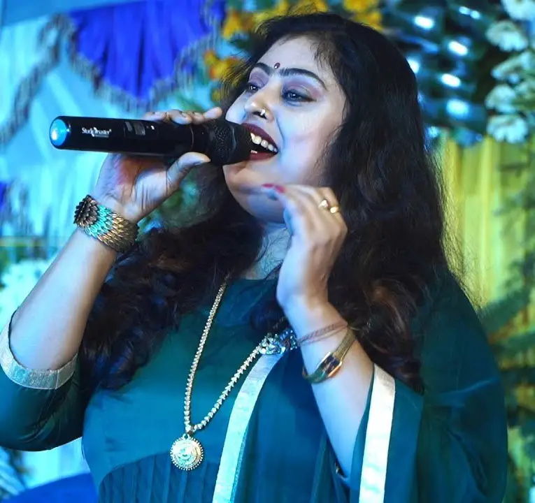 Bhojpuri Singer Payal Mukherjee