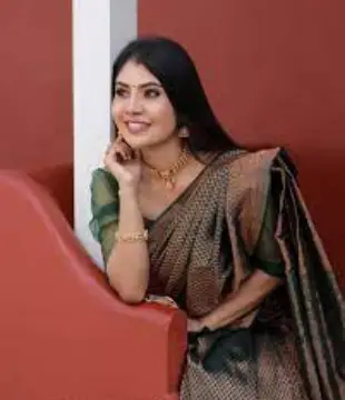 Malayalam Tv Actress Soumya Saleedher
