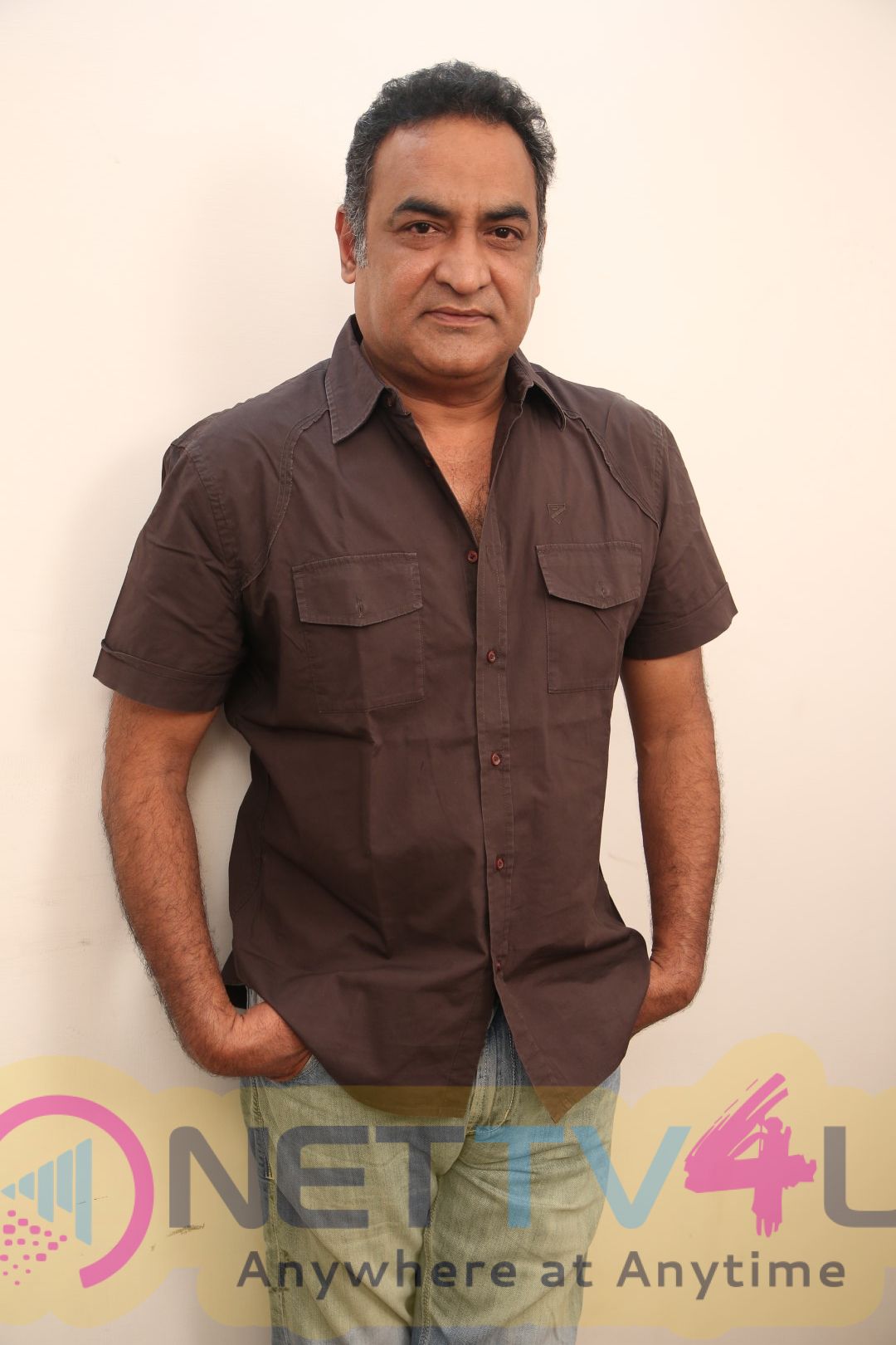 Actor Aadukalam Naren Exclusive Interview Images Tamil Gallery