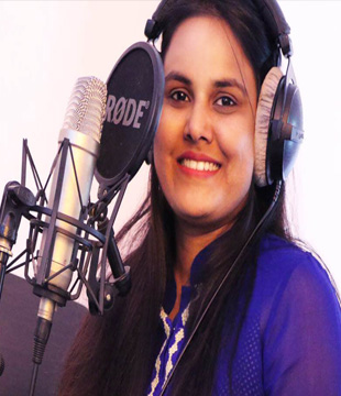 Marathi Singer Sayali Pankaj