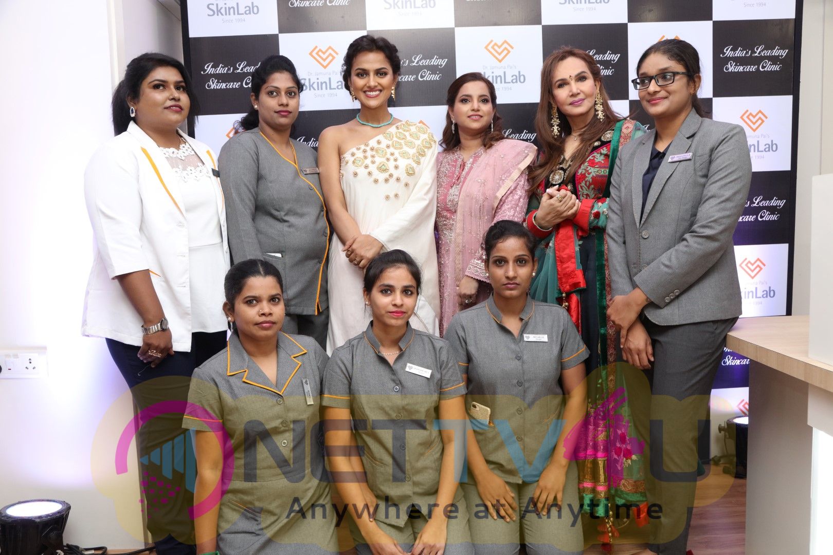 Actress Shraddha Srinath Launches Skinlab Clinic Pics Telugu Gallery