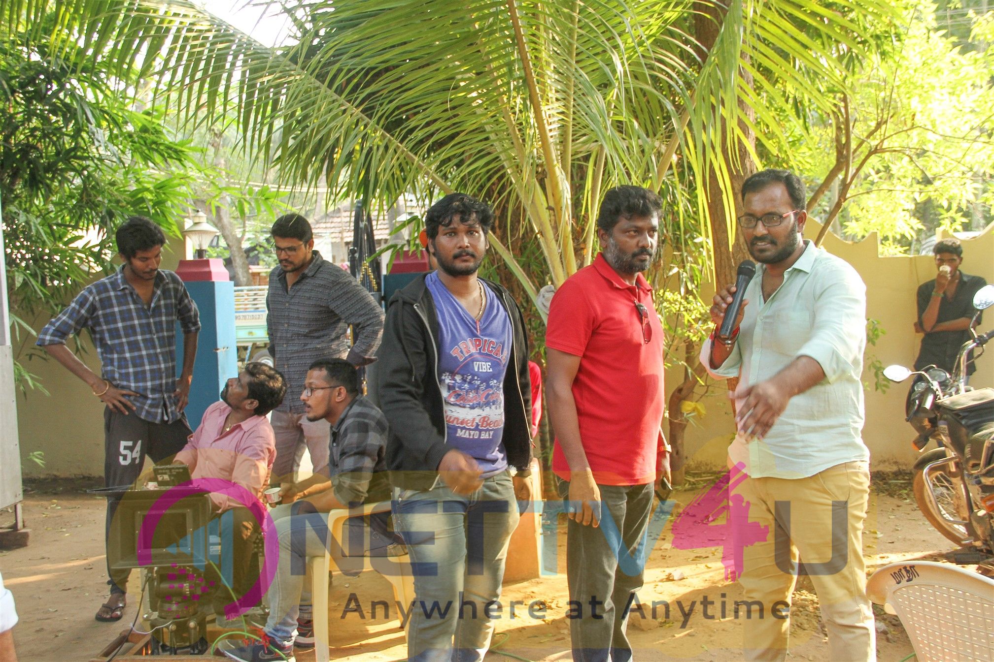 Padithavudan Kilithu Vidavum Movie Pics Tamil Gallery