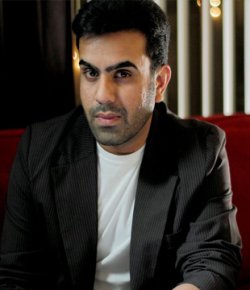 Aashish Mayur Shah Hindi Editor